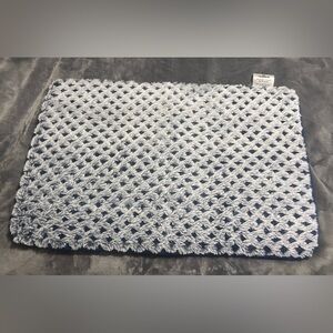 Mohawk Home Textured White and Blue Memory Foam Bath Rug 26x18 In